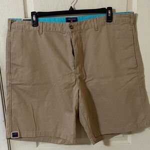 Mens Saddlebred Flat front Khaki shorts NWT Size 44
